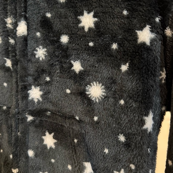 Art Class Starry Black and White Fleece Onesie Size 4/5 Toddler, NWT - Picture 3 of 12